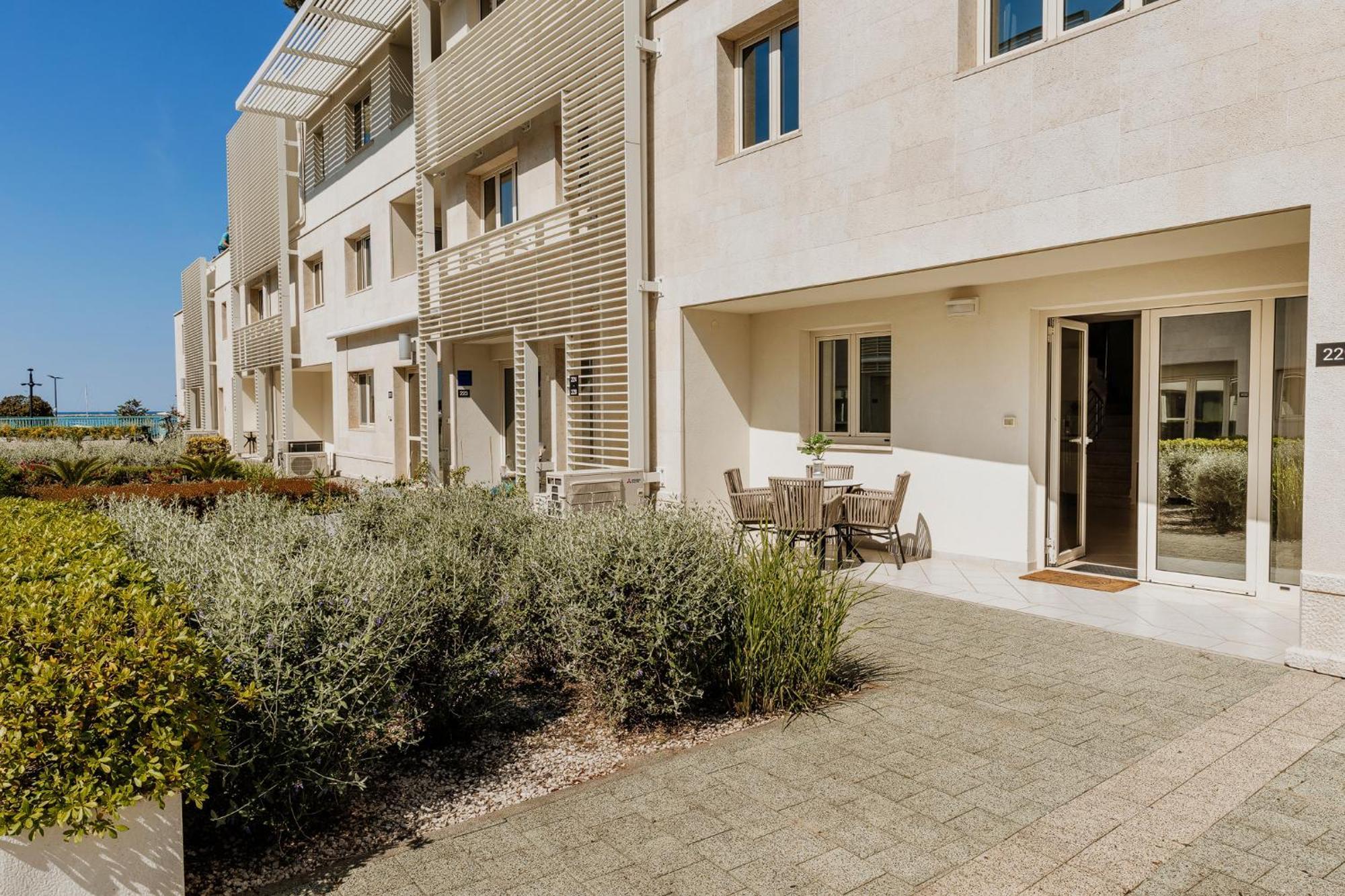 אומאג Supreme Apartment Bliss מראה חיצוני תמונה